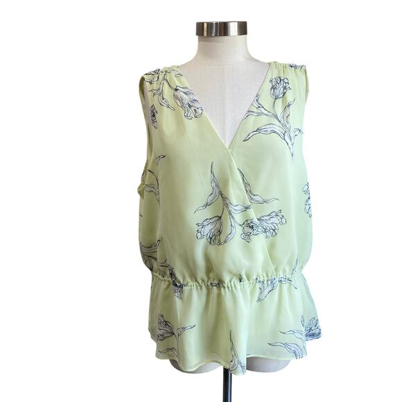 Banana Republic V-Neck Peplum Career Blouse in a Creamy Floral Yellow Sz XL - Picture 2 of 12
